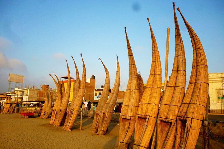 Heldag Trujillo Piramides Sol y Luna , Chan chan y Huanchaco