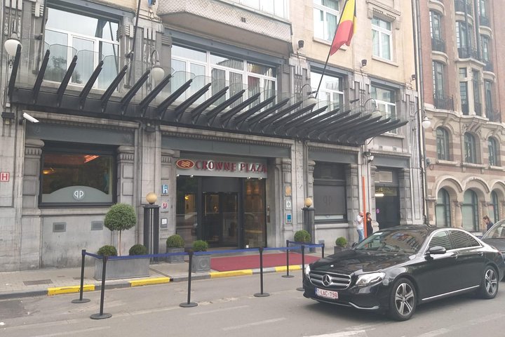 Trasferimento privato da Bruxelles ad Amsterdam con sosta al Castello di De Haar