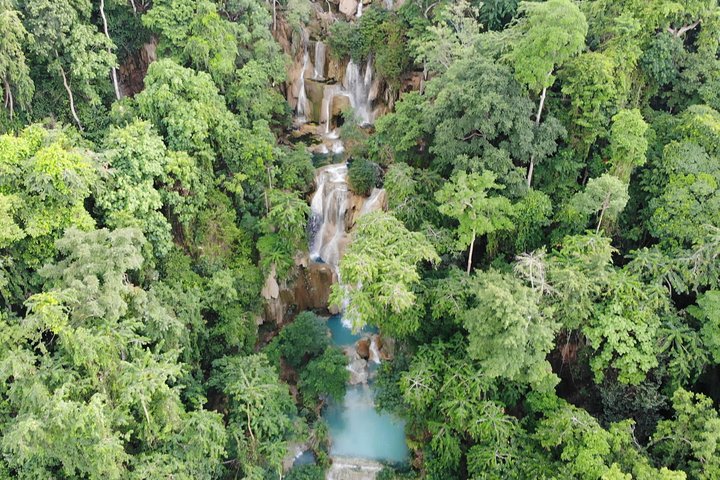 VOLLE DAG - Kuang Si-waterval, kajak op de Nam Ou / Mekong-rivier, Pak Ou-grotten