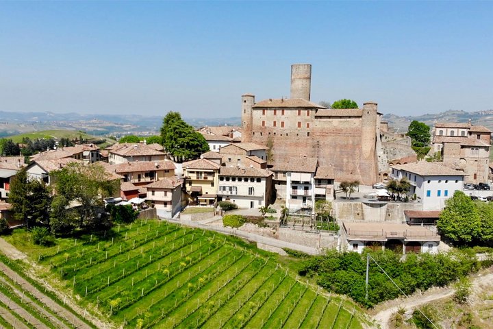Proef Barolo en Barbaresco met een Sommelier. Wijntour door Piemonte
