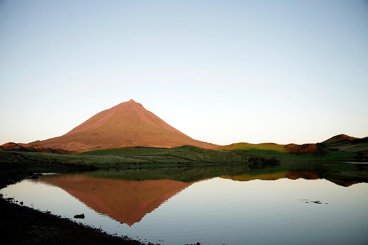 Banana Trip - Tour privato di un'intera giornata a Pico con andata e ritorno da Faial