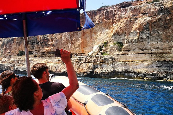 Boat Trip from Cala Figuera to Calo de Moro, S'almonia, Cala Màrmols. Mallorca.