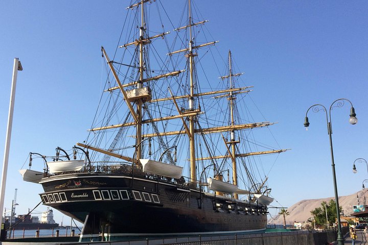 City tour de Iquique con navegación a la boya de Esmeralda