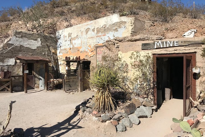 Oatman Mining Camp & Burros : Visite historique de la Route 66 au départ de Laughlin