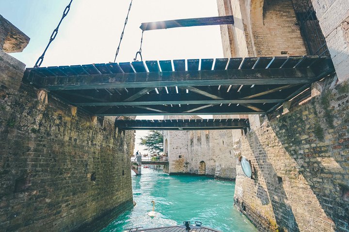 Da Verona: tour di un giorno del Lago di Garda e Sirmione con crociera
