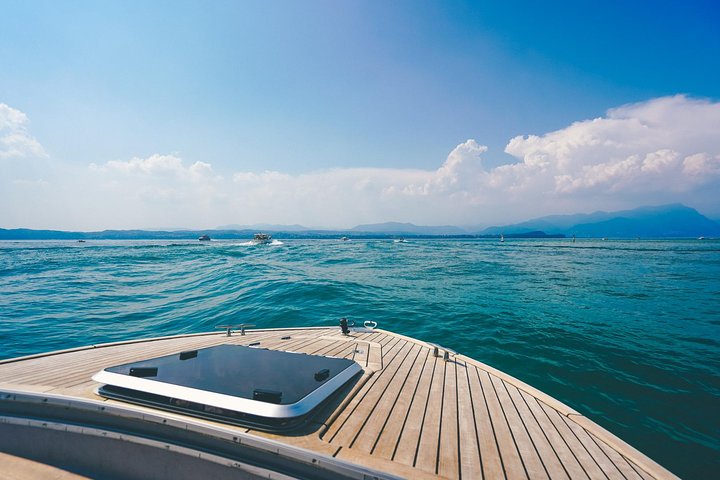 Da Verona: tour di un giorno del Lago di Garda e Sirmione con crociera