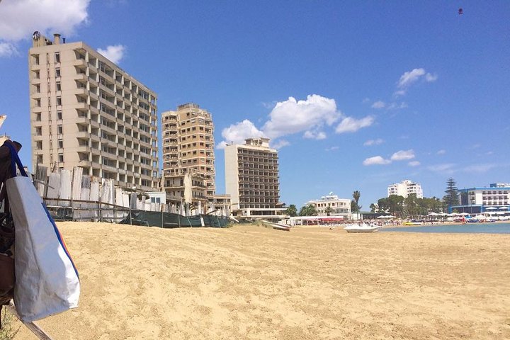 Excursão de miniônibus Famagusta à cidade fantasma saindo de Protaras e Ayia Napa