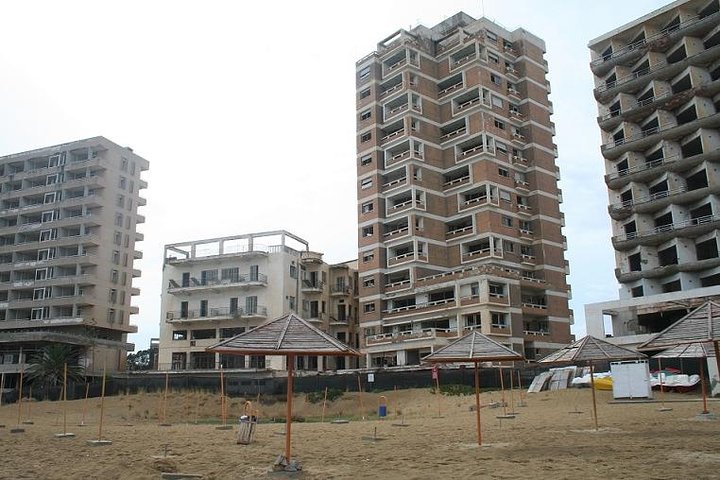 Excursão de miniônibus Famagusta à cidade fantasma saindo de Protaras e Ayia Napa