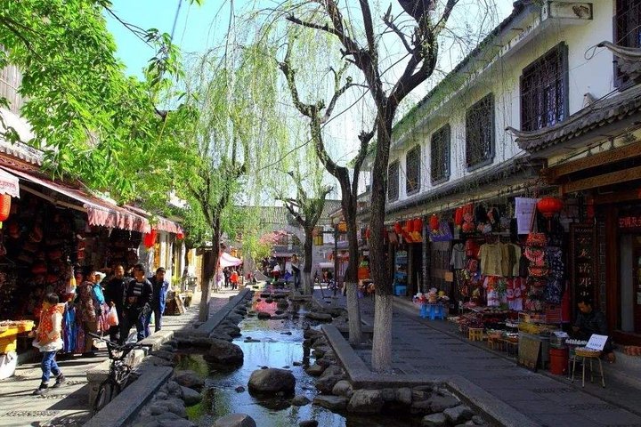 Tour di 2 giorni Dali Cangshan Mout erhai lake xizhou mercato tre pagode da Dali