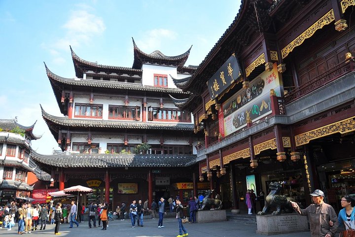 4-stündige private Shanghai Stadtrundfahrt mit alten und neuen Highlights