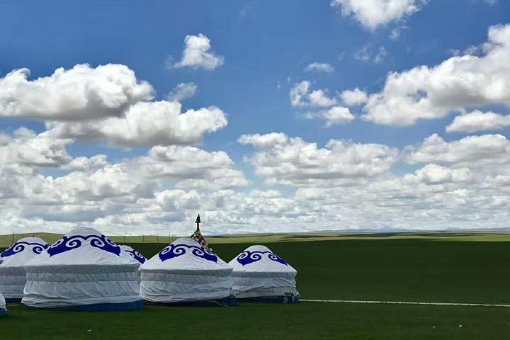 Huhhot 4D3N Mongólia Interior Pastagens e passeios pela natureza no deserto