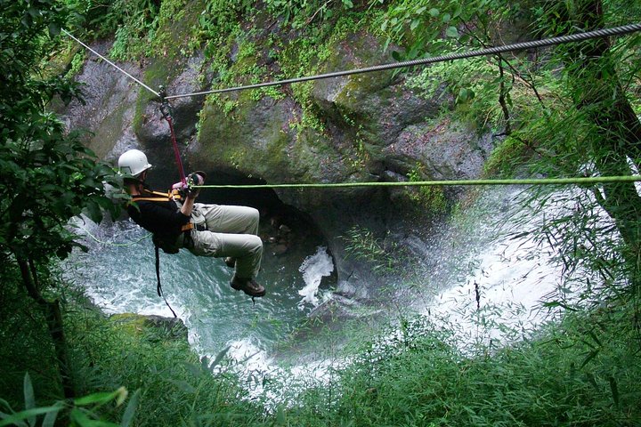 18 - Avventura con la zipline Oltre 11 cascate in Costa Rica
