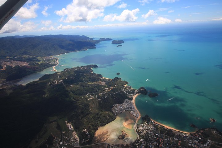 16.500ft parachute over Abel Tasman met NZ's meest epische landschap