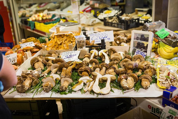 Tour enogastronomico in piccoli gruppi ad Aosta