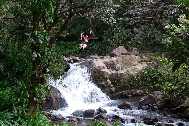 Pacchetto Platinum (3D/2N + 18 zipline, 11 cascate)