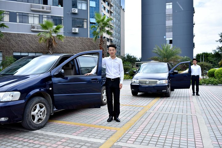 Transfert privé au départ: de Yangshuo à l'aéroport international de Guilin (KWL)