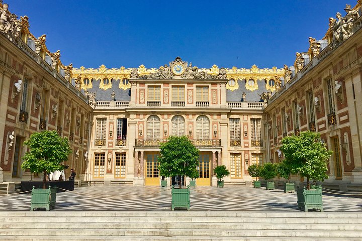 Tour guidato privato del Palazzo di Versailles e Giverny da Parigi