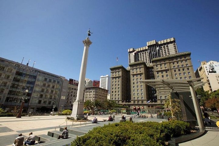SF : Hop-on Hop-off Sightseeing Tour mit dem Open-top Bus