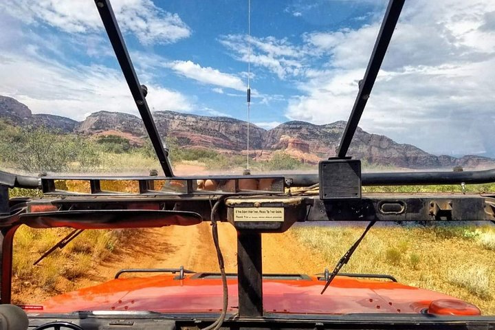 Excursión en Jeep Sedona en 4X4 Hummer - Ruta de la Percha de los Acantilados