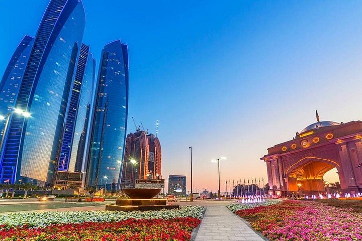 Privat Abu Dhabi City Tour med Grand Mosque & Heritage Village