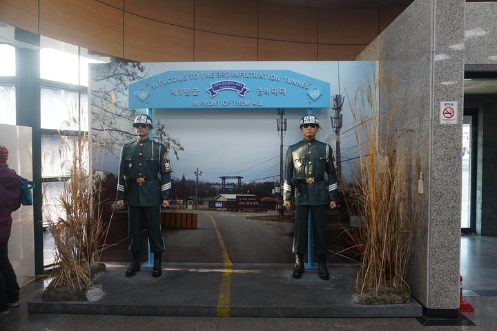 DMZ Tour: Defector Q&A, Tunnel & Suspension Bridge /Hotel pick up