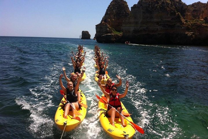 Ponta da Piedade Caves Kajaktocht in Lagos + Snorkelen