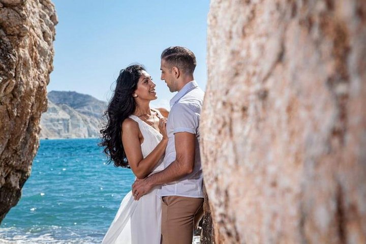 Sessione fotografica privata con un fotografo locale a Polis