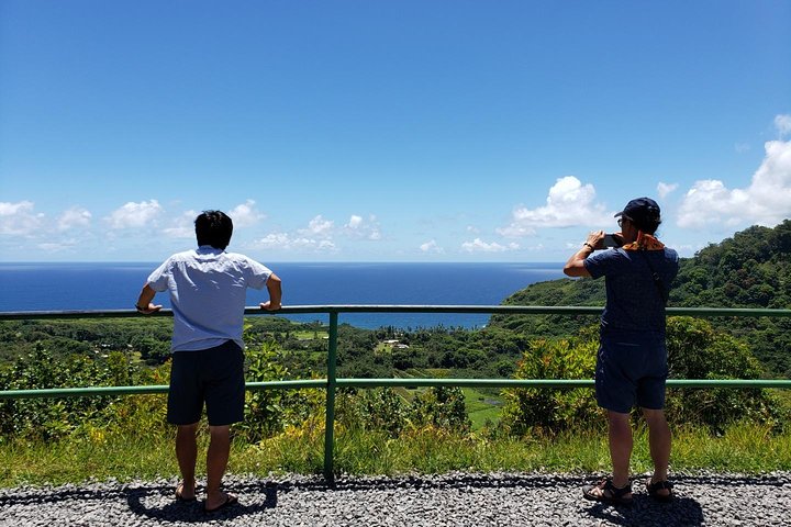 Maui-Tour: Tagesausflug von Lahaina zur Straße nach Hana mit Abholung