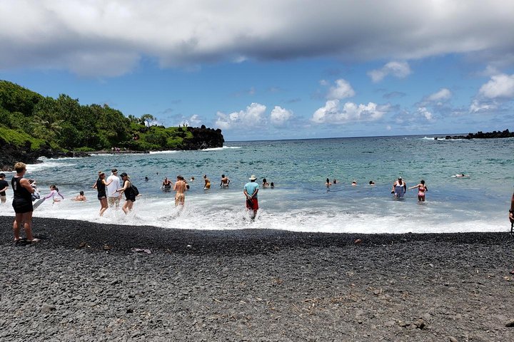 Abenteuertour auf der Straße nach Hana in kleiner Gruppe mit Abholung und Mittagessen