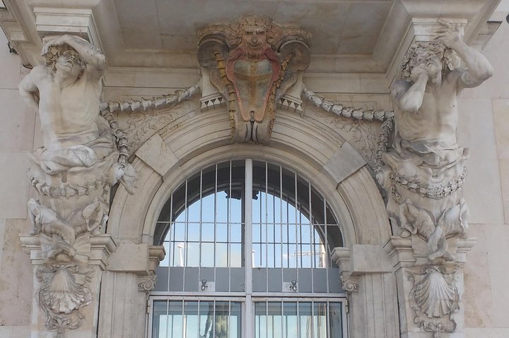Visite guidée à Toulon : Port provençal et magnifique vieille ville