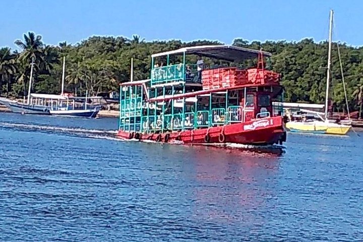 Passeio de dia inteiro ao Arraial d'Ajuda saindo de Porto Seguro