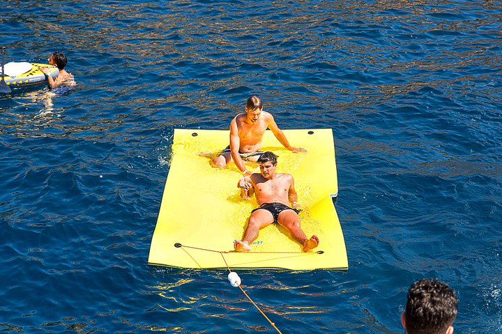 Ibiza strandhopcruise met paddleboards, drankjes en eten 6 uur