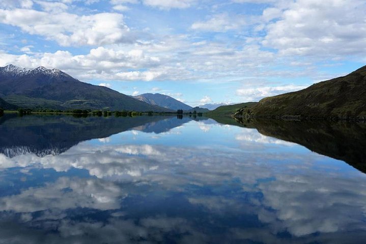 Lake Wanaka 1 - Rondvaart van 1 uur inclusief wijn en kaas