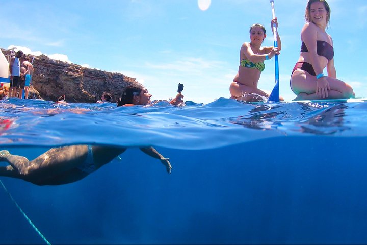 Ibiza strandhopcruise met paddleboards, drankjes en eten 6 uur