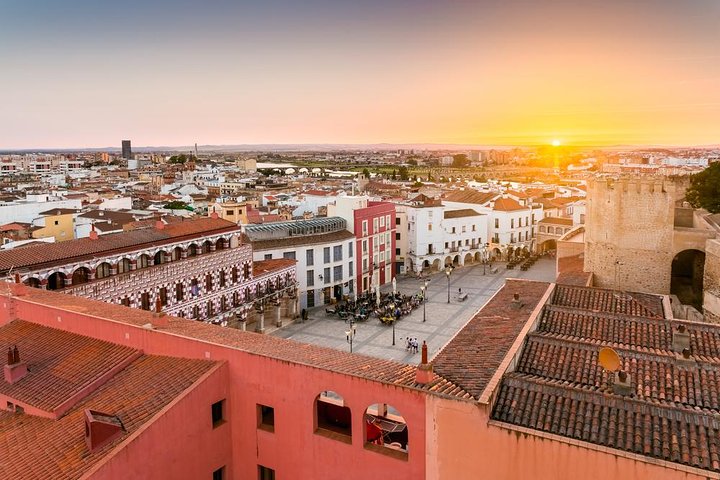 Privat tur: Evora, Elvas och Badajoz (Spanien) dagstur från Lissabon