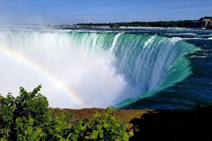 Ultimative Niagarafälle USA Tour mit Bootsfahrt, Höhle und Hotelabholung