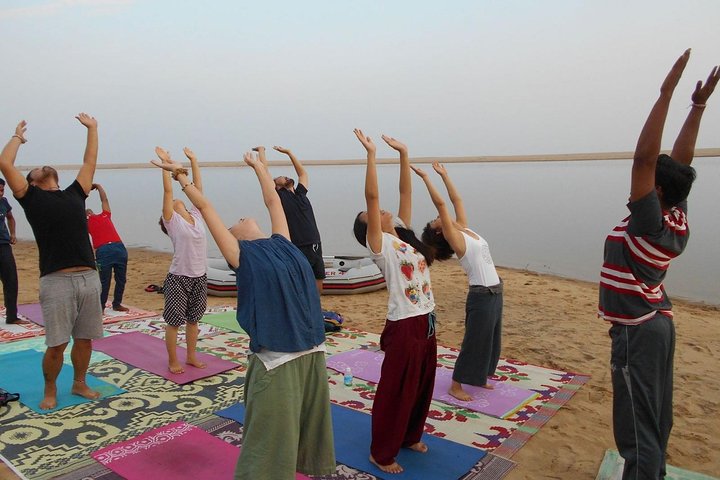 Séance privée de yoga et de méditation de 2 heures avec instructeur de yoga à Orchha