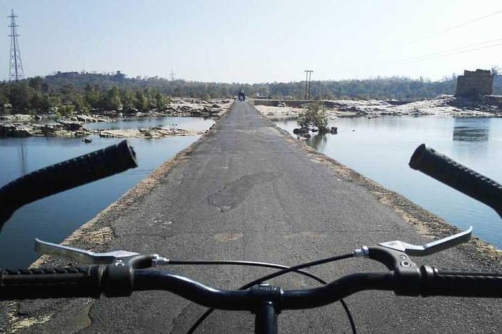 Piste cyclable All Inclusive Nature à Orchha