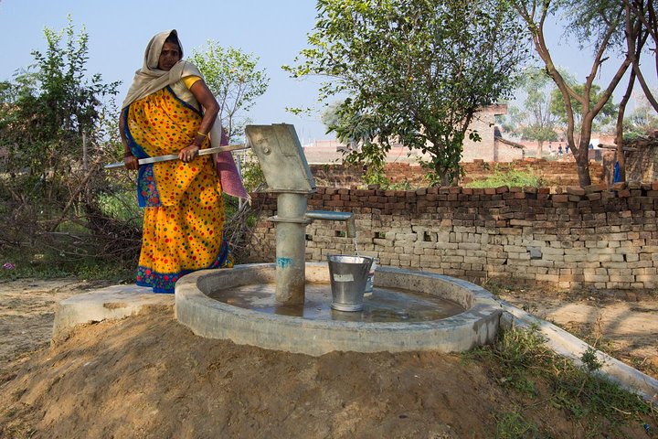 All Inclusive Tribal Village Walk com visita ao projeto Taragram de Orchha
