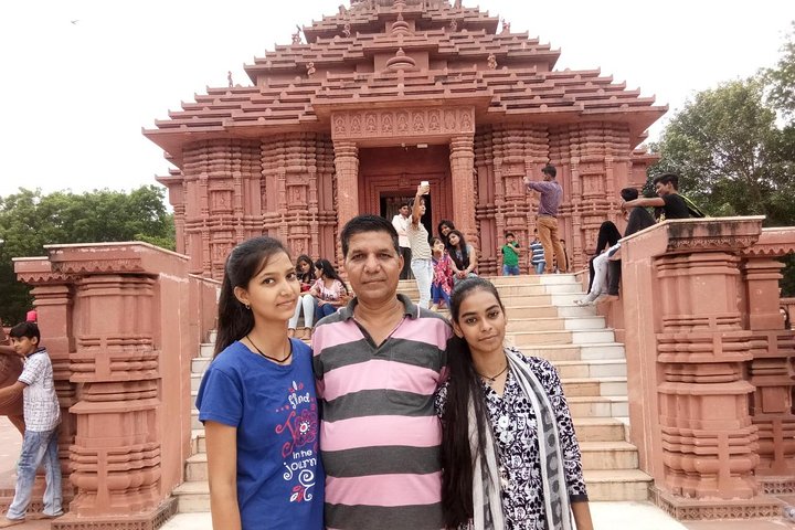 Gwalior Stadtrundfahrt mit der Festung Gwalior, dem Palast Jai Vilas und den Heiligen Tempeln