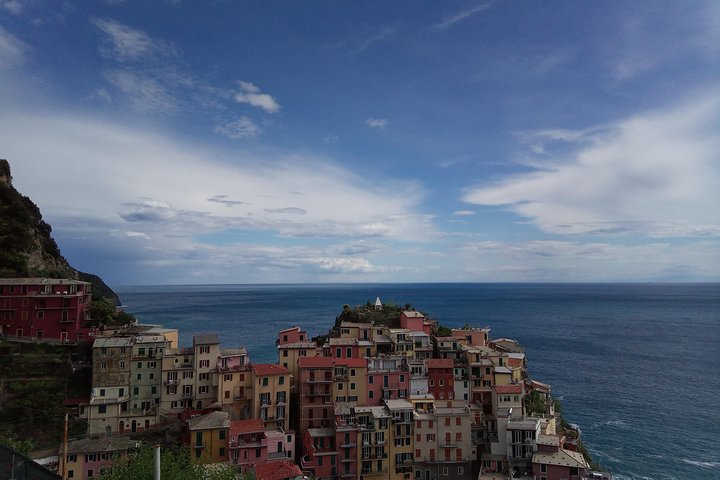 degustazione e passeggiata fra i vigneti delle cinque terre