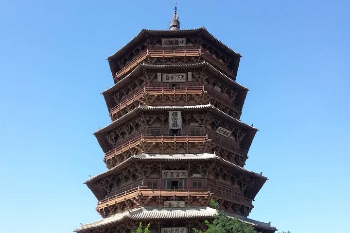 Tour privato alle grotte di Yungang, al Tempio sospeso e alla Pagoda in legno di Datong