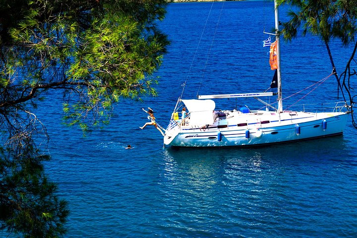 Crucero privado en yate Halkidiki : Kassandra o Sithonia (3–7 Horas)