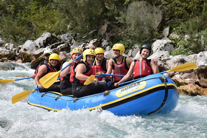 Soča River White Water Forsränning i Bovec med gratis foton