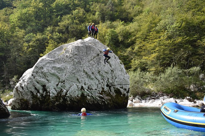 Soča River White Water Forsränning i Bovec med gratis foton