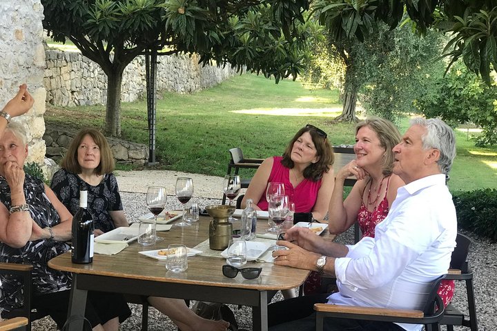Große Tour durch Valpolicella : Schwerpunkt Amarone, 2 Weingüter und Mittagessen