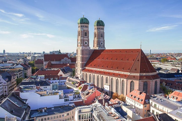 Transfert privé - Croisière fluviale Dock Nuremberg à Munich: transport Port / Port