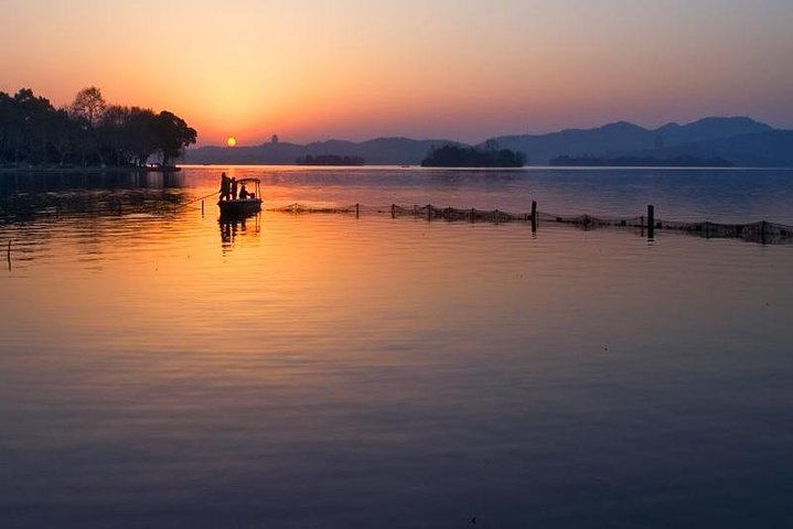 Excursão privada flexível de um dia a Hangzhou com cruzeiro de barco no Lago Oeste