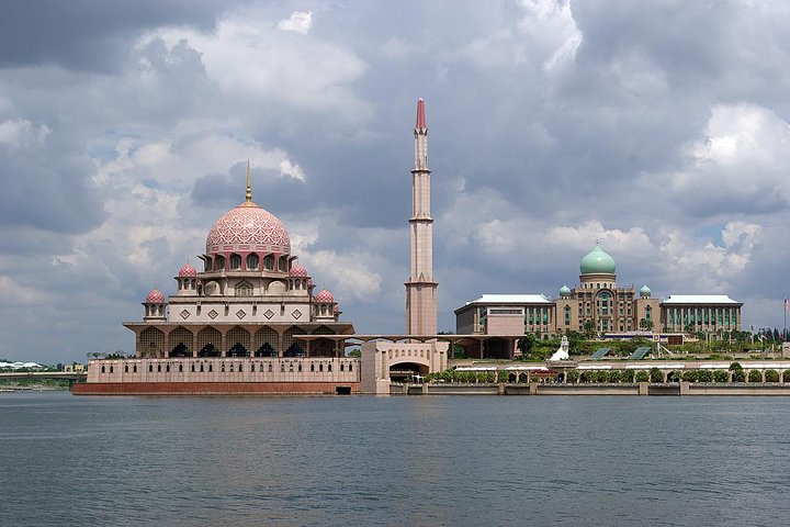 *15 timers Kuala Lumpur-biltur fra Johor Bahru w' Tour Guide