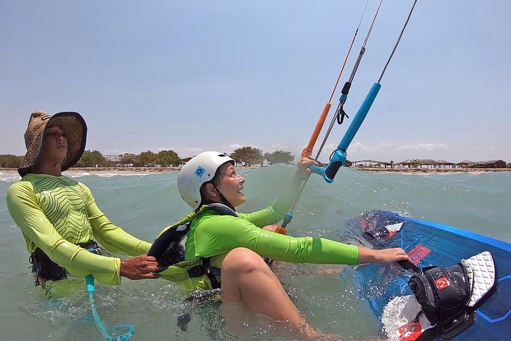 Clases de Kitesurf en Riohacha y Mayapo : De Principiante a Professionista